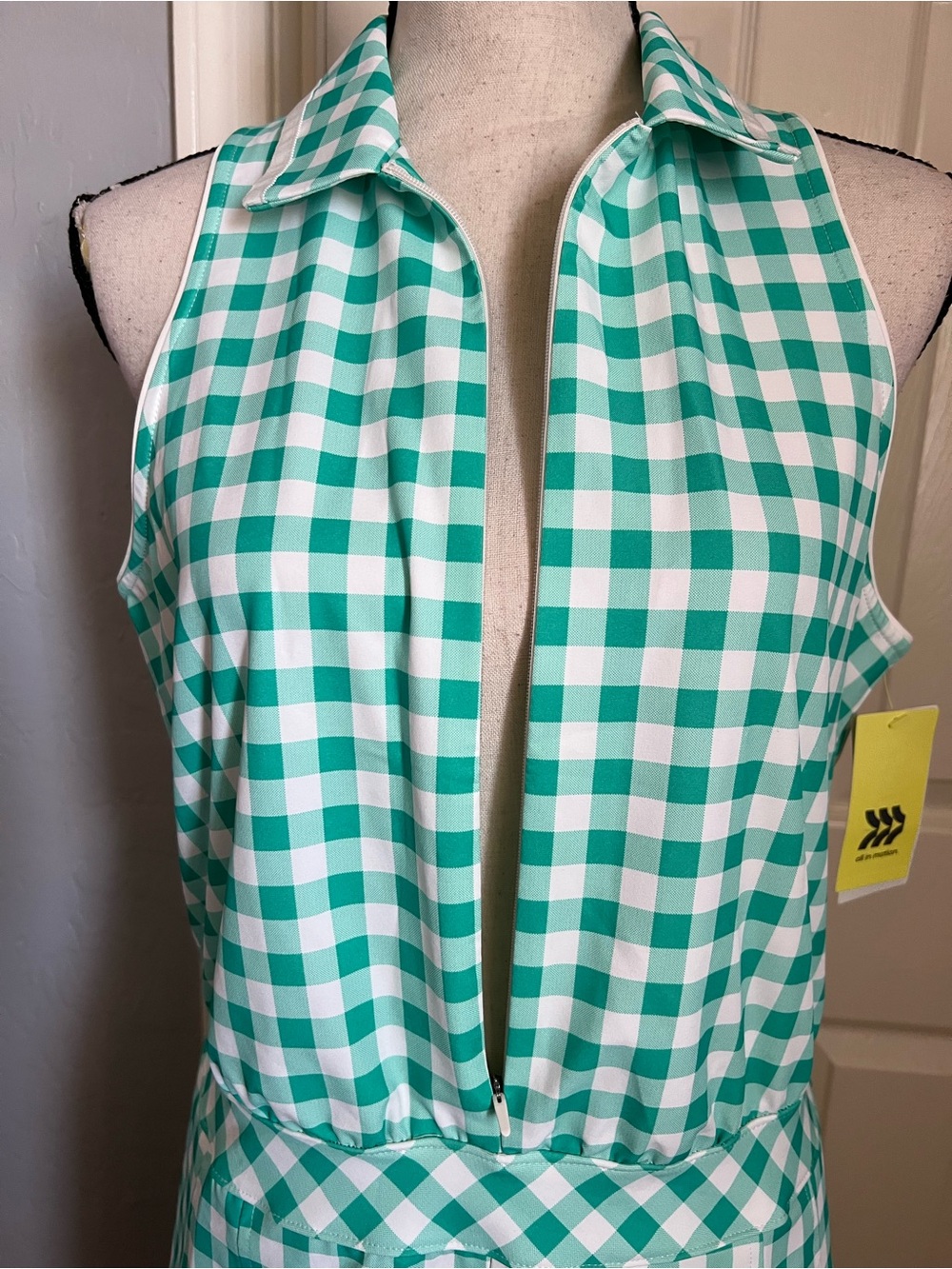 All in Motion Green & White Gingham Sleeveless Collared Active Romper - Picture 3 of 8